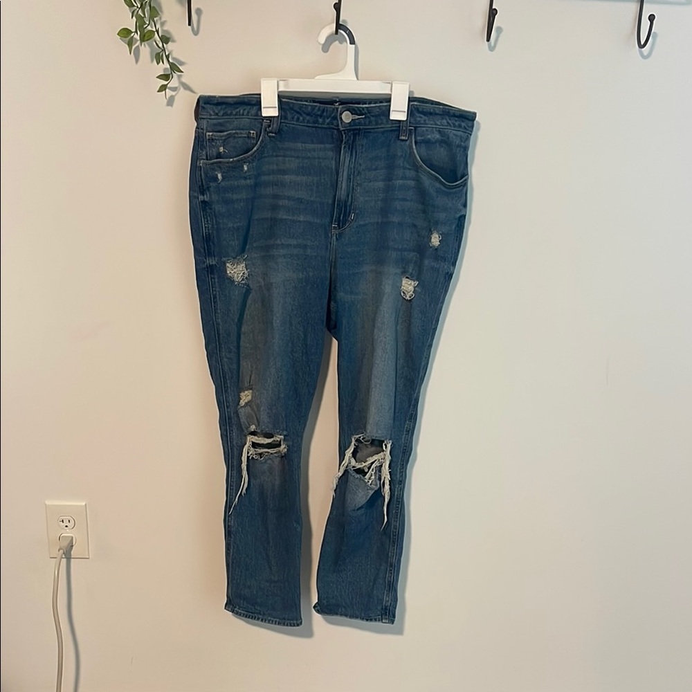 16 Long Hollister Women's Ultra High Rise Mom Jeans